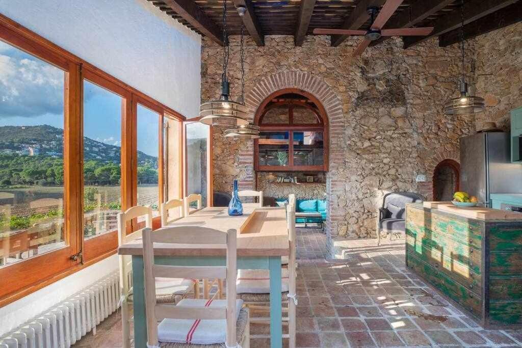 Mas Dels Arcs Con Piscina Muy Cerca De La Playa Villa Калондж Екстериор снимка